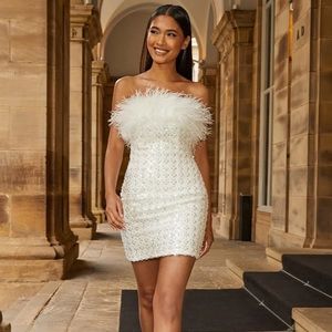 NADINE MERABI Harlow White Feather Dress Size S/M brand new with tags & box